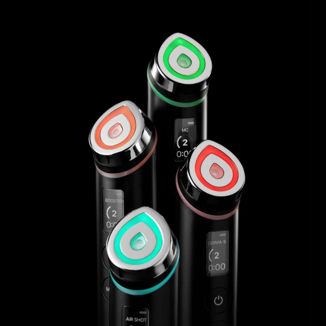 Medicube Age-R Booster Pro Black Silver Abderus