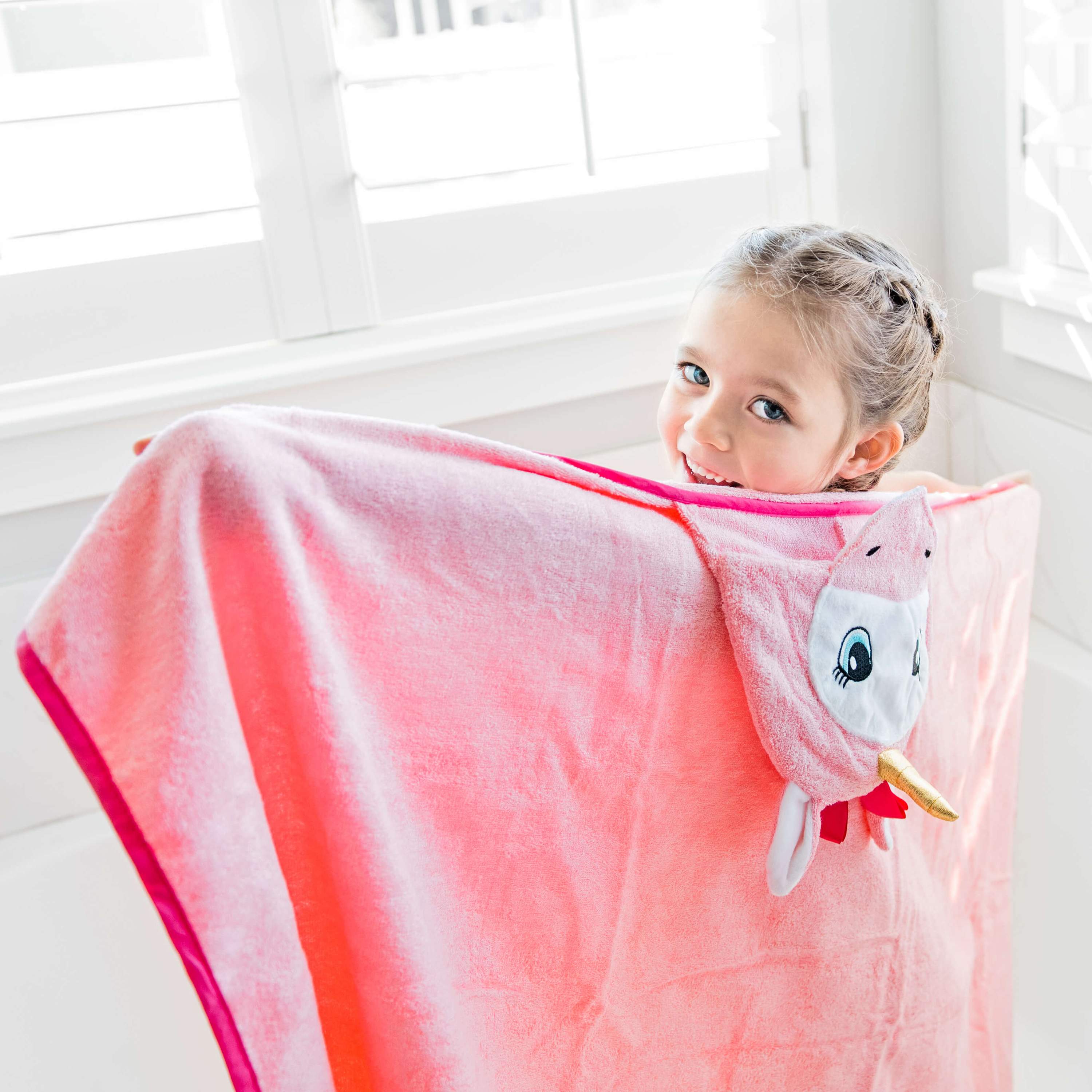 Pink Unicorn Hooded Towel Red Nyx