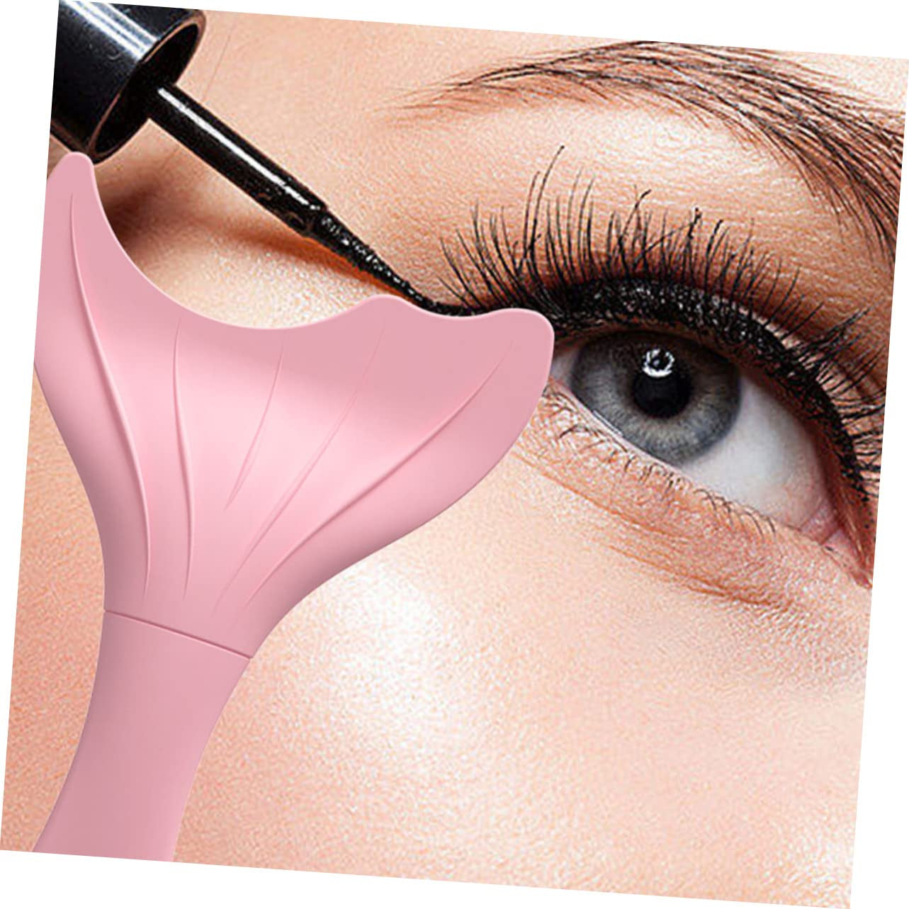 Silicone Eyeliner Applicator Tools - 2-Piece Set for Effortless Eye Makeup Application and Smudge-Free Mascara for Beginners