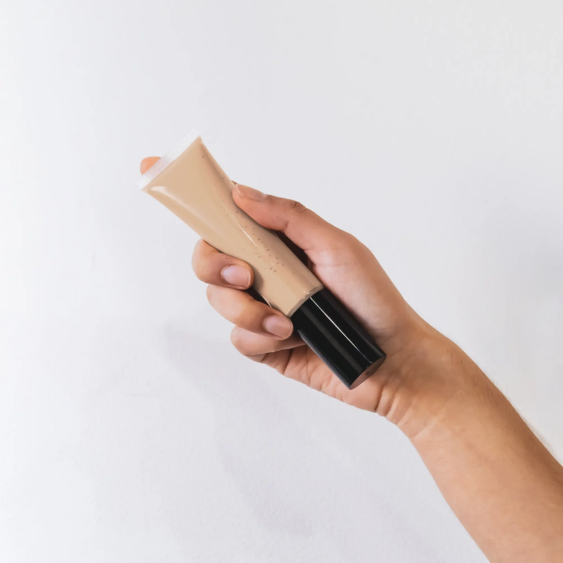 🪞 BB Cream – Pearly: Radiant Tint, Silky Glow 💧 - Timeless Beauty