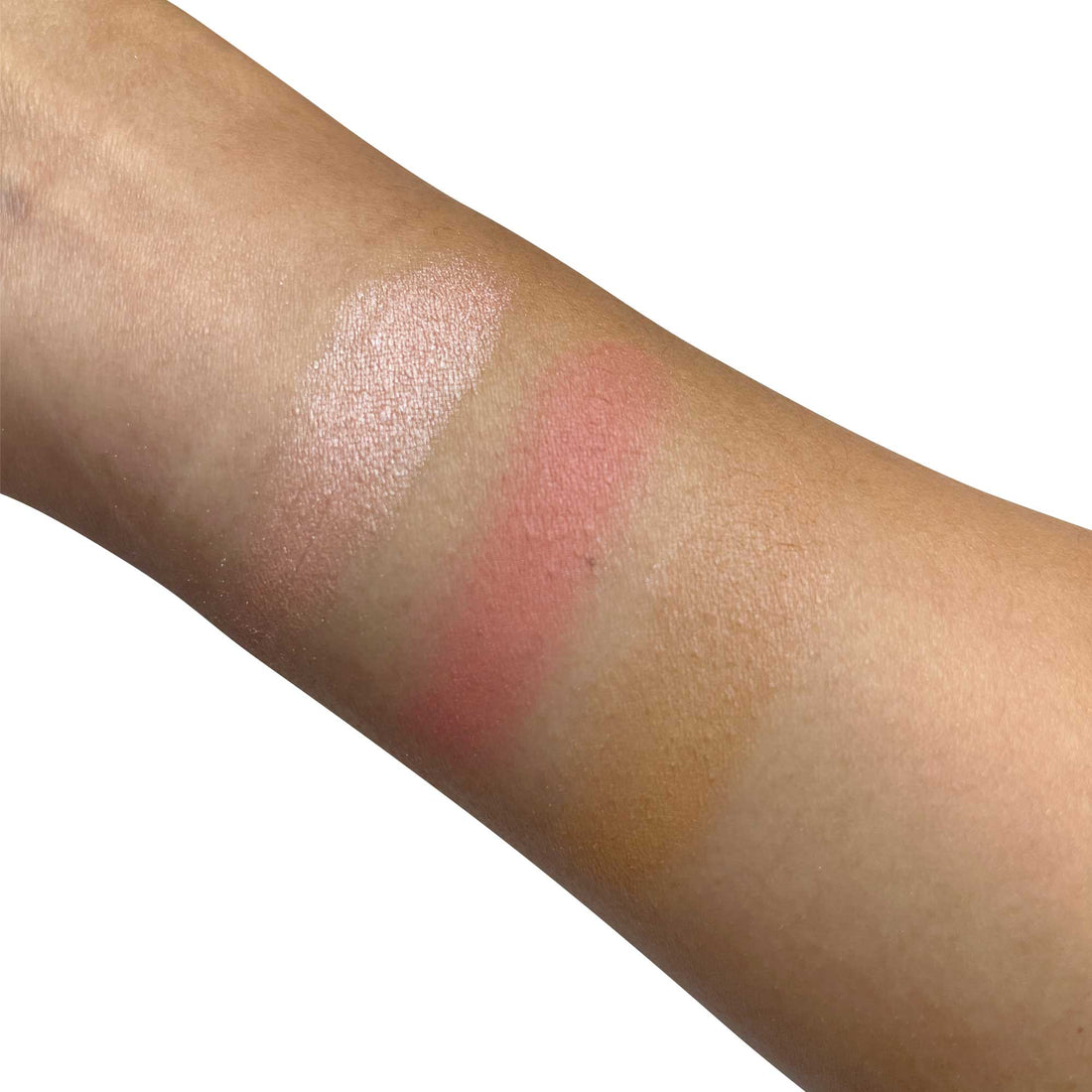 🌸 Pro Cheek Palette – Blushy: Rosy Radiance, Sculpted Glow ✨ - Timeless Beauty