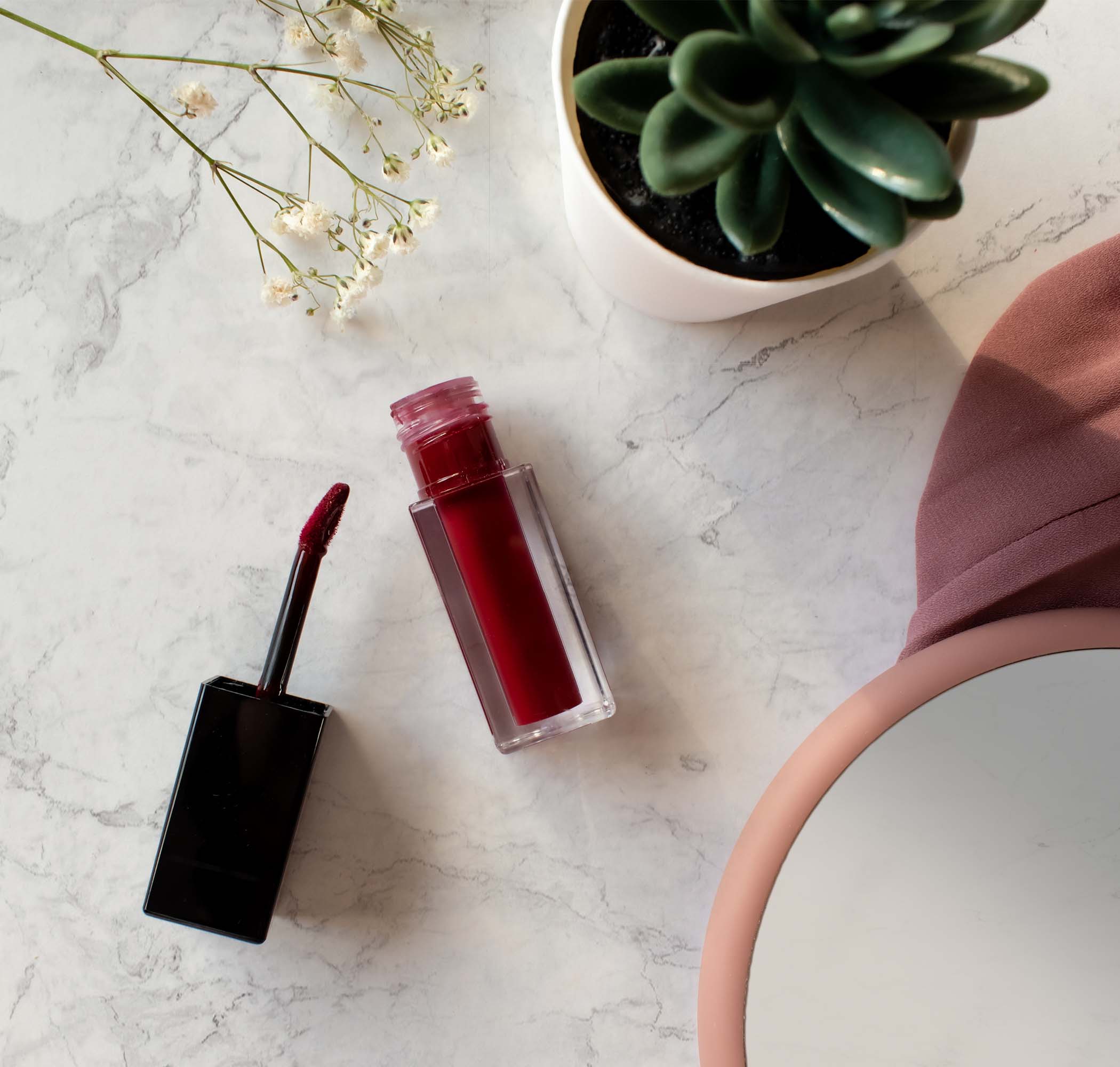 Crimson Kiss Mark 💋🔥Matte Lip Stain 💋 - Timeless Beauty