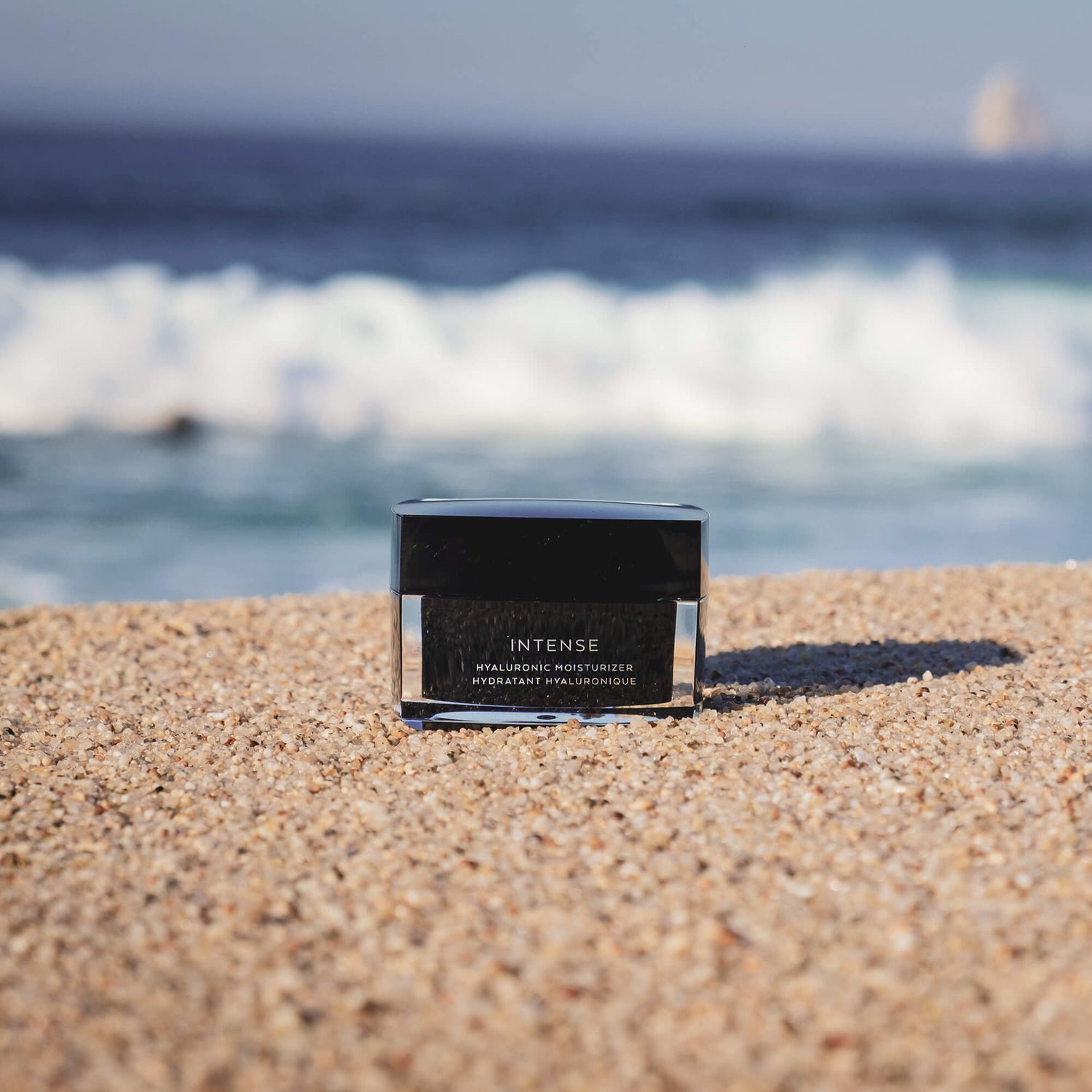 💧 Hyaluronic Moisturizer: Quench Your Skin’s Thirst in Style 🌸 - Timeless Beauty