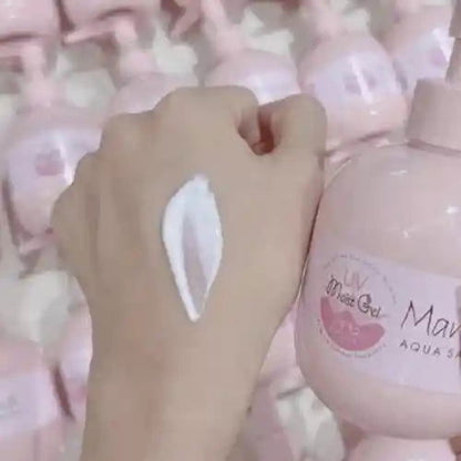 Mama. Aqua Savon UV Moist Gel Silver Abderus