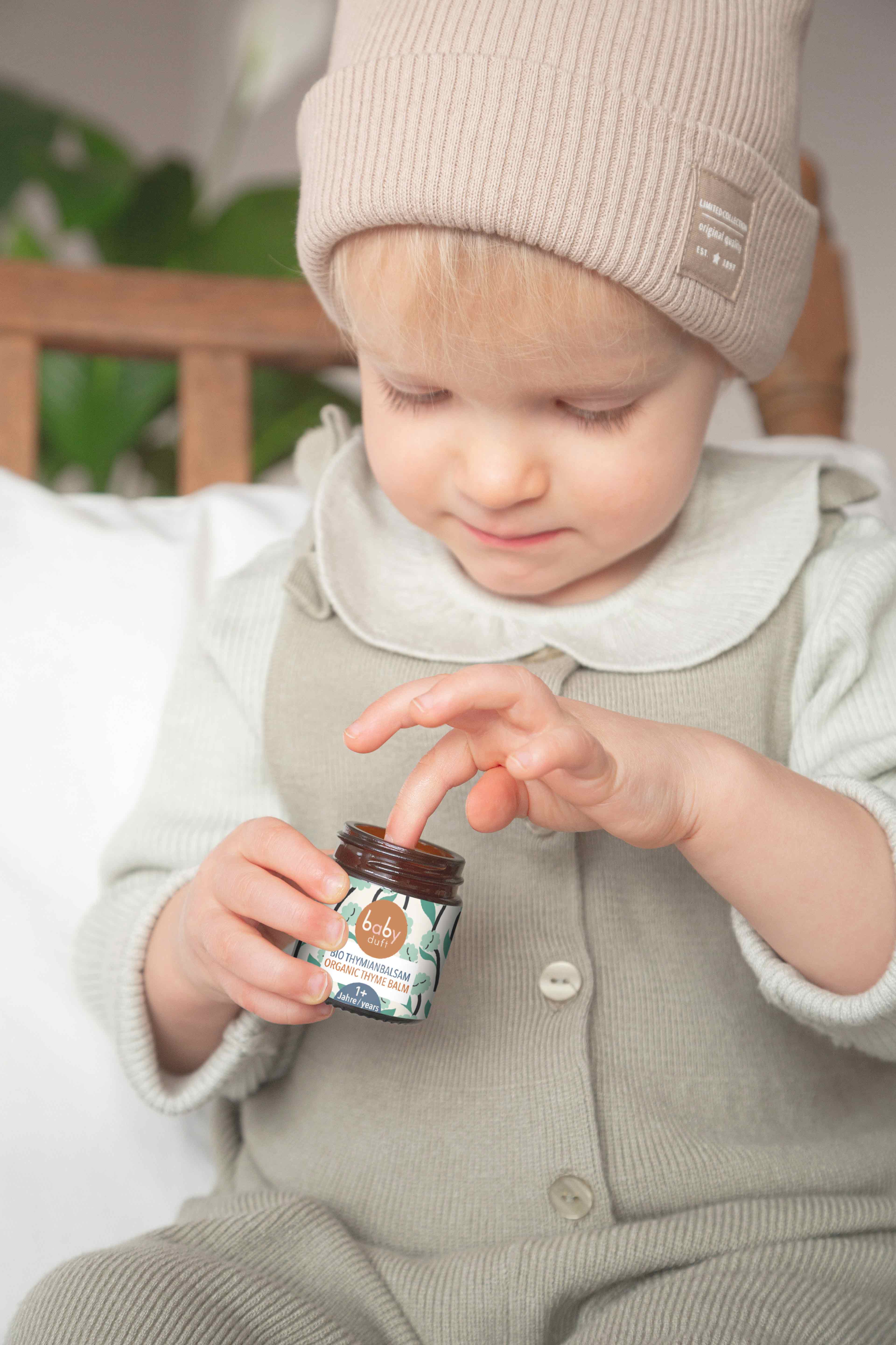 BABYDUFT Stay Healthy Organic Thyme Balm, for toddlers, swissmade Gray Hercules
