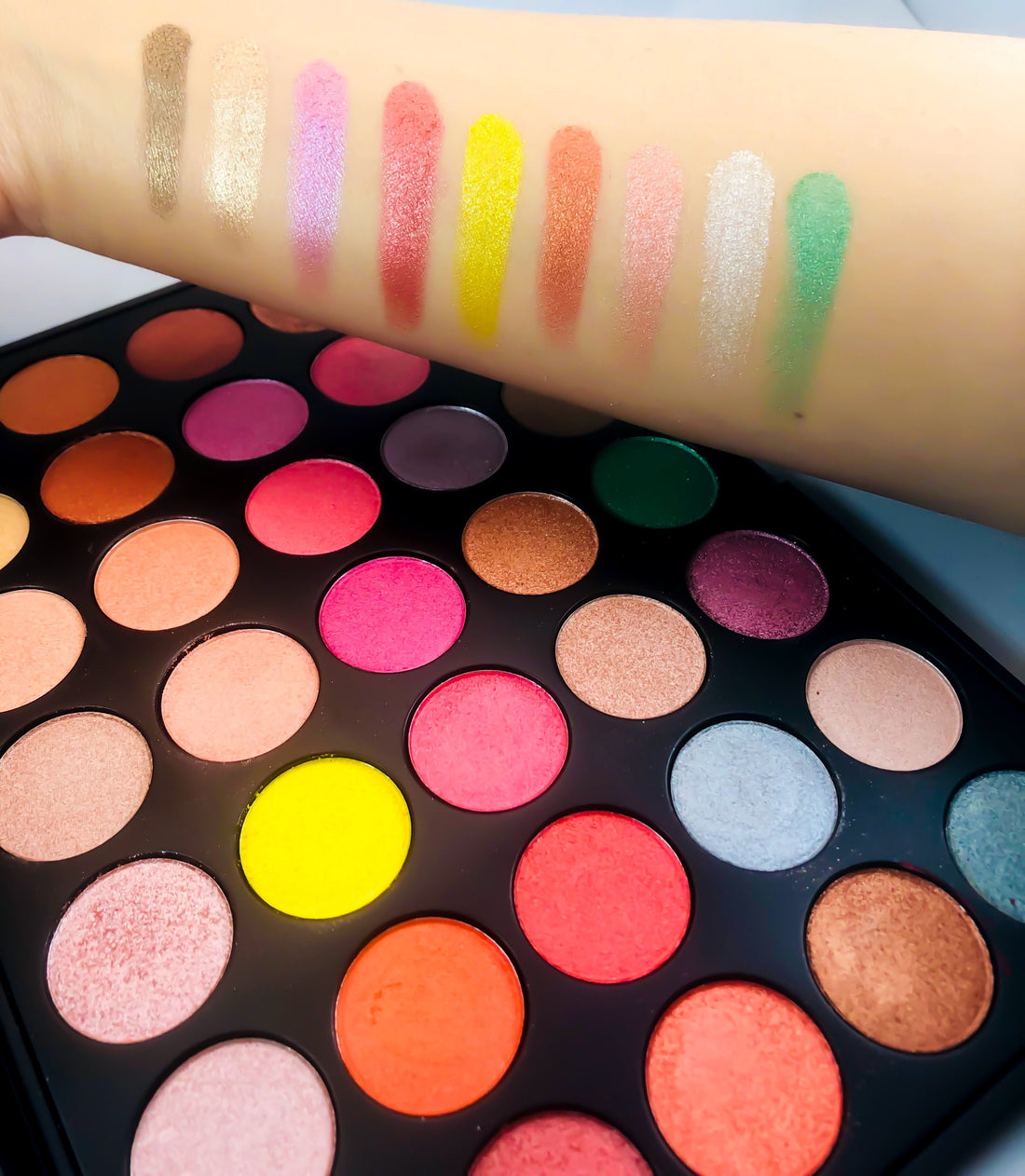 Barbie Girl High Pigment Eyeshadow Palette - Timeless Beauty